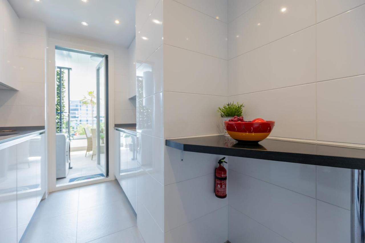 Marbella Luxury Brand New 2-Bedroom Apartment, 3 Min Walk To The Beach! Εξωτερικό φωτογραφία